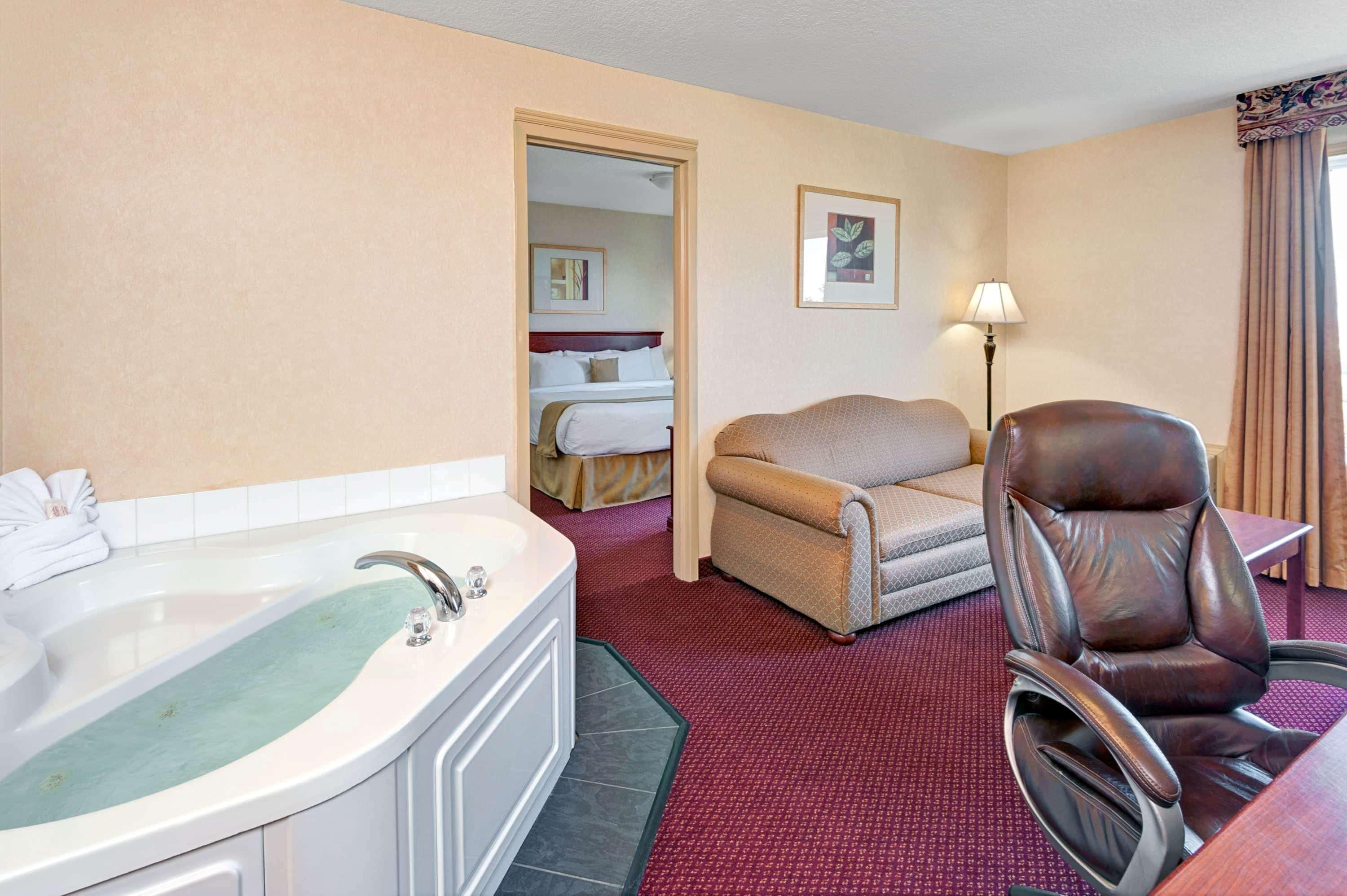 Quality & Edmonton International Airport Leduc