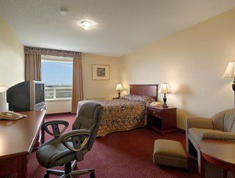 Quality & Edmonton International Airport 3* Leduc