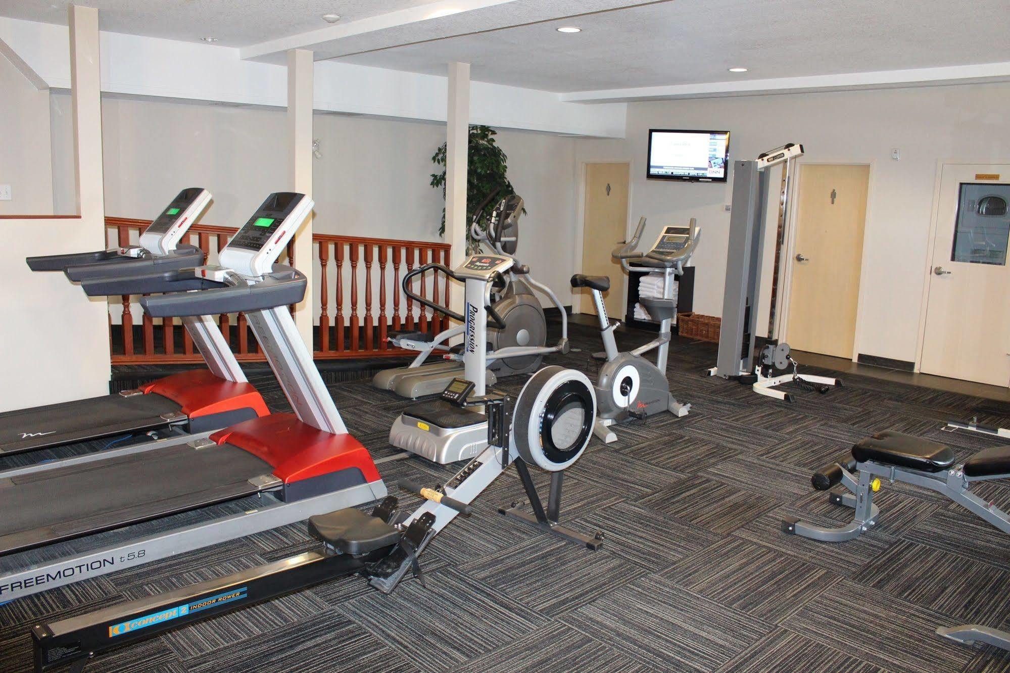 Quality & Edmonton International Airport 3*